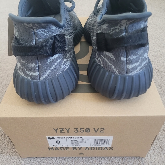 Adidas Yeezy MX Dark Salt - Picture 3 of 4